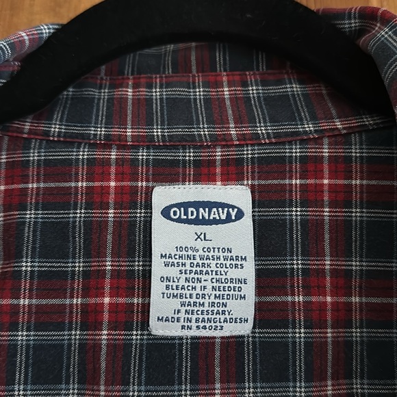 Old Navy Short Sleeve Plaid Shirt - Picture 2 of 2